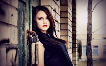 Amsteram’s most stylish sisters